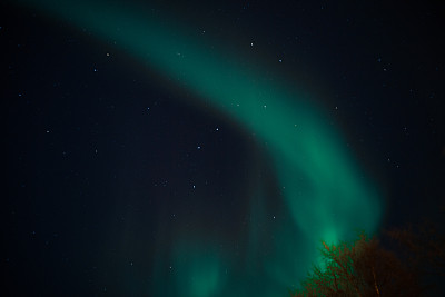 柯克内斯上空的北极光图片下载