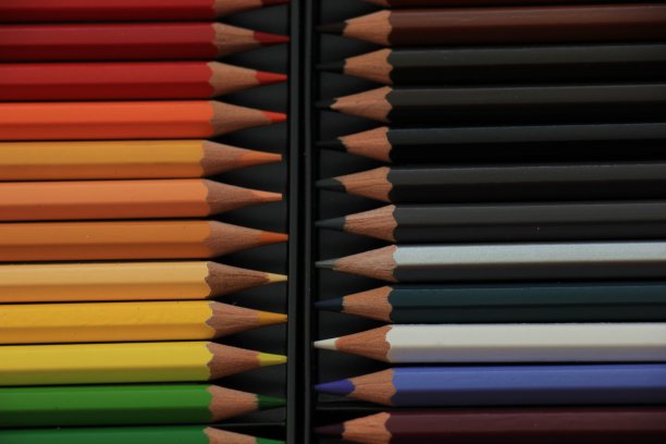 全新彩色铅笔图片下载