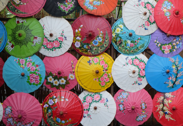 泰国本土伞背景图片下载