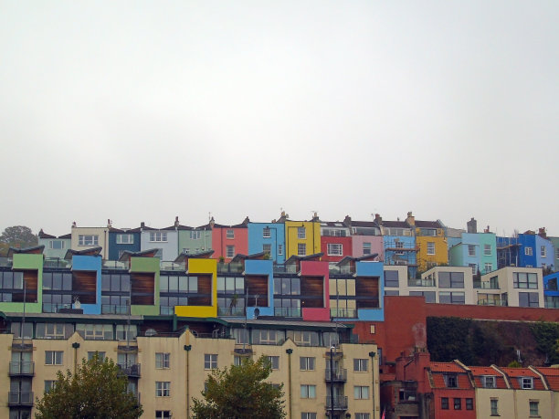 五颜六色的港口那边的房子图片下载