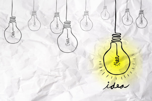 灯，想法在白色的皱巴巴的纸图片下载