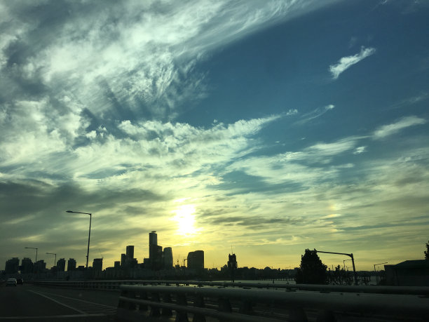 日落在首尔图片下载