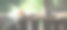 木制露台上的金属杯子、书和椅子图片下载