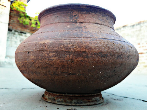 惊人的锅图片下载