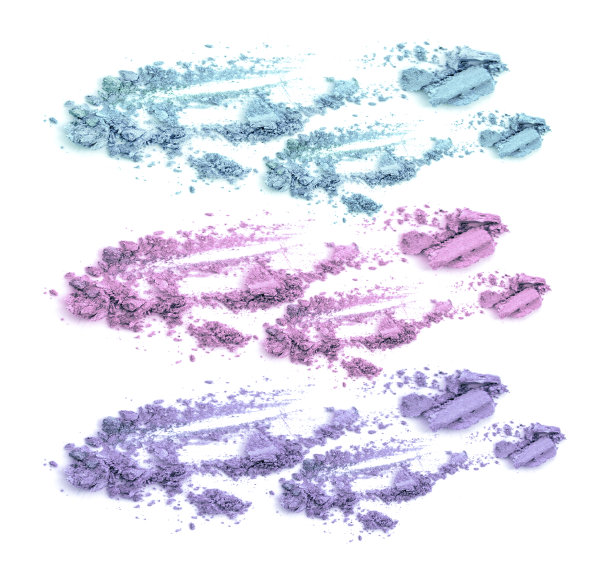 一套眼影压在白色图片下载