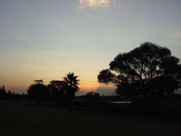 线轮廓日落图片下载