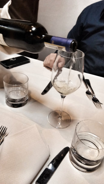 对于红葡萄酒图片下载