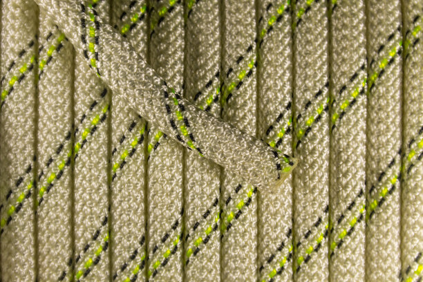 特写卷绕运动攀登绳图片下载