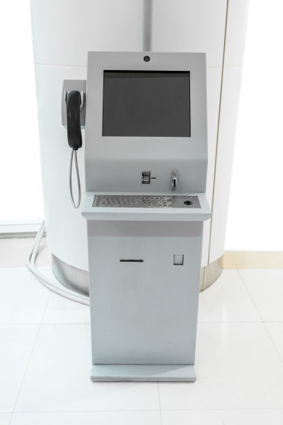 多媒体机器的引擎搜索和相互通信。图片下载