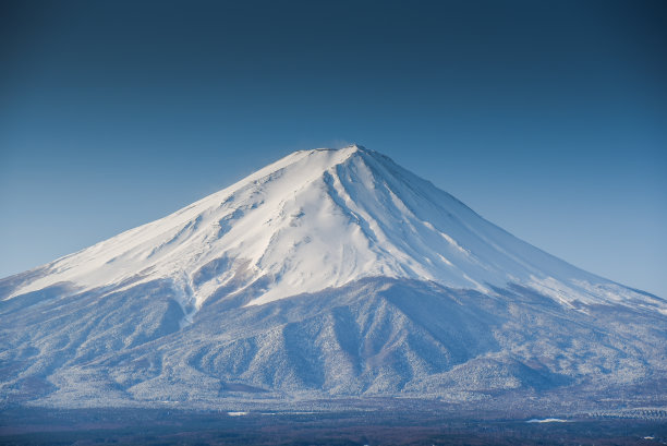 富士山(Fujisan)在山梨县，日本图片下载