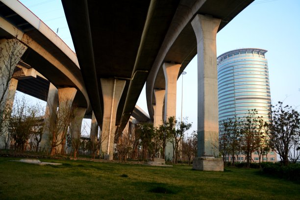 中国上海浦东金桥高速公路交叉口图片下载