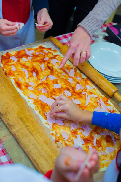 做一个大的长方形披萨图片下载