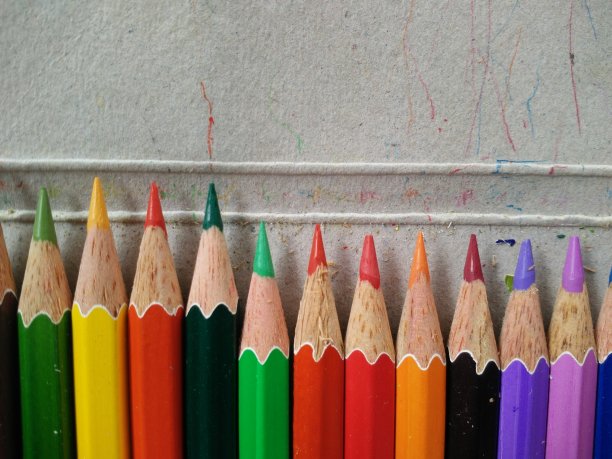 彩色铅笔图片下载