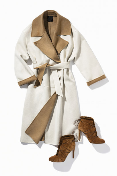 风衣孤立在白色背景上图片下载