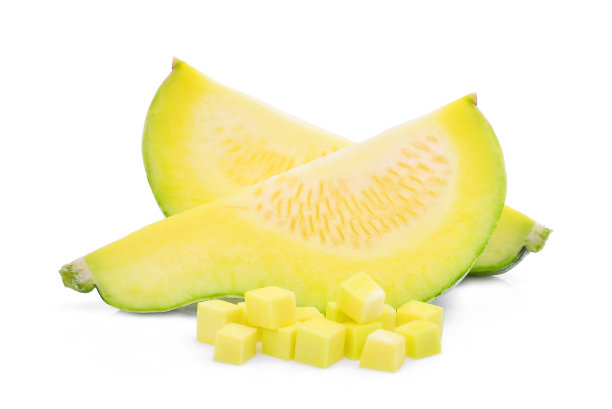 半块小绿南瓜，孤立在白色背景上图片下载