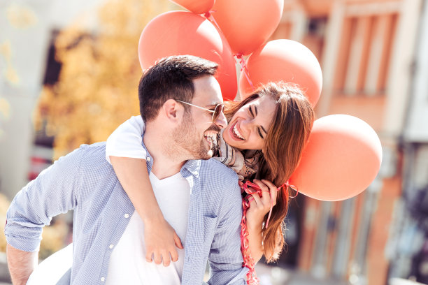 夫妇在爱图片下载