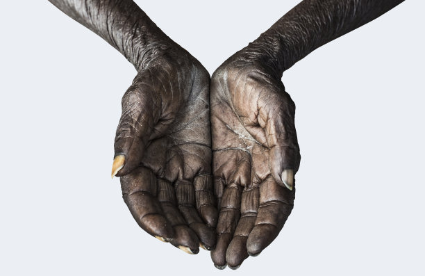 老乞丐的手图片下载