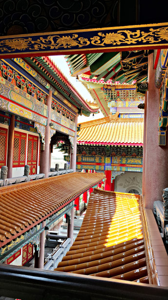 五彩缤纷的寺庙图片下载