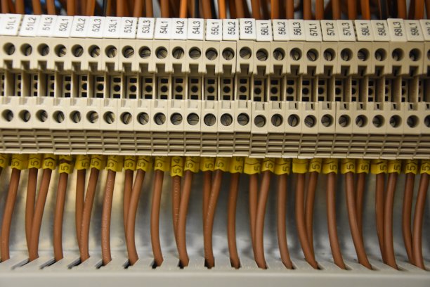 电线及工业电器控制面板图片下载