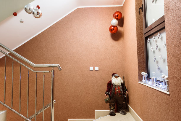 酒店大堂为新年装饰图片下载