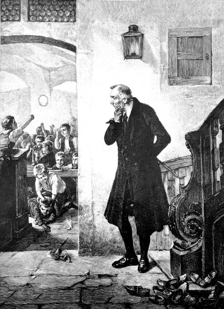 高级教师不知所措地站在教室外面图片下载