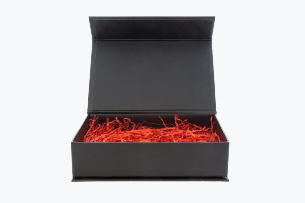 黑色盒子与红色填料隔离在白色背景图片下载