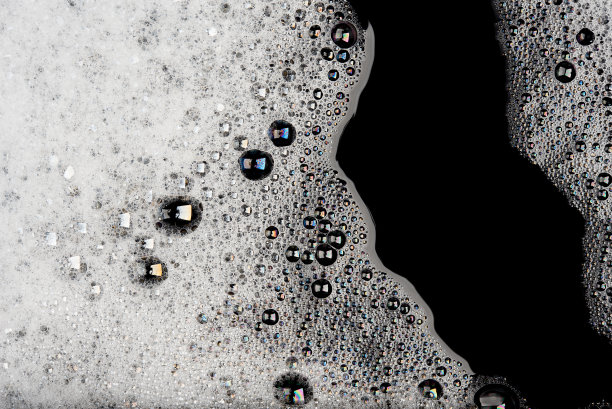 泡沫泡沫孤立在白色背景上顶视图图片下载