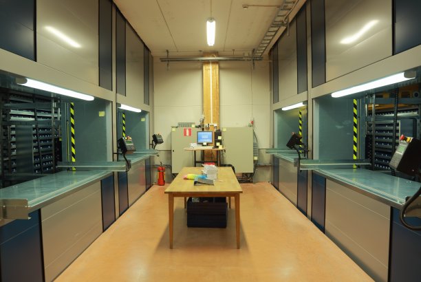 自动存储系统与垂直旋转木马图片下载