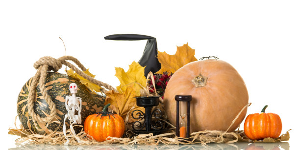 万圣节。节日属性孤立在白色上图片下载