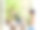 在法国在家工作的美丽女人图片下载