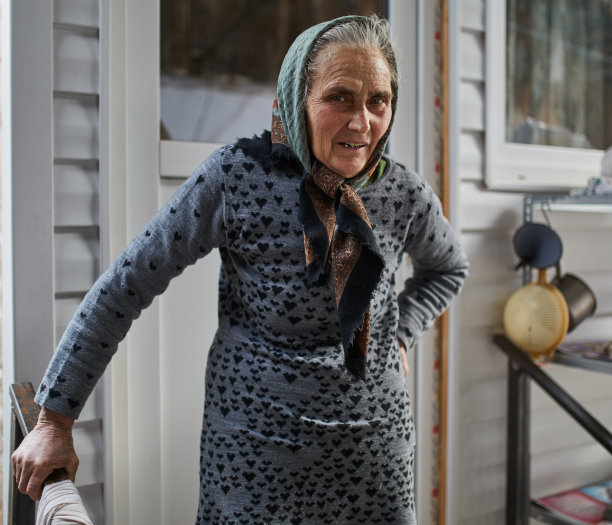 高级农民女人图片下载