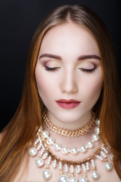 美丽的女孩图片下载