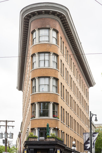 熨斗公寓大厦在温哥华图片下载