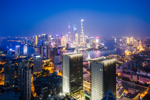 上海浦东新区天际线夜景图片下载