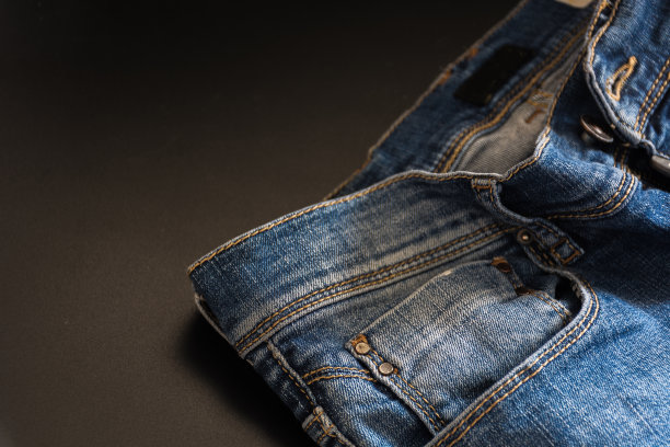 男装牛仔裤图片下载