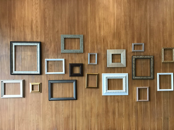 木墙上空空的经典木框图片下载