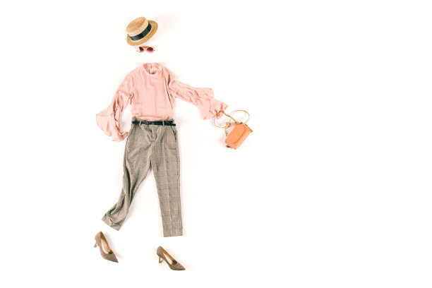 时尚的衣服和鞋子图片下载