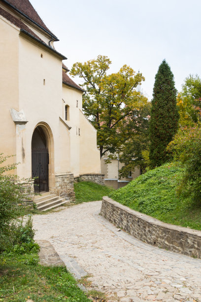 旧城城堡中交易教堂(圣尼古拉斯)的碎片。罗马尼亚Sighisoara市图片下载