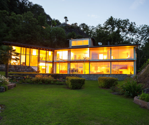 别墅夜景图片下载