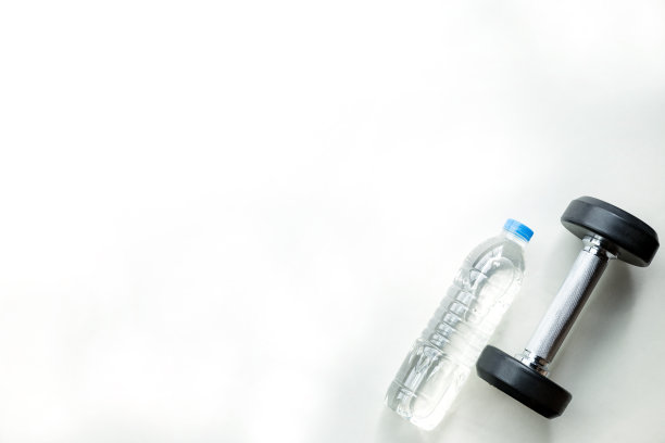 运动健身健康的生活方式在白色背景孤立图片下载