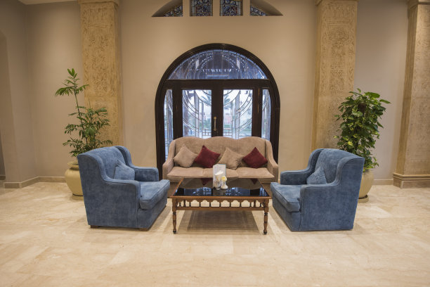 豪华酒店大堂的内部休息区图片下载