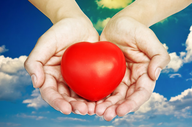 红色的心图片下载