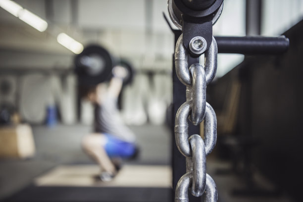 每天进行不同的锻炼。图片下载