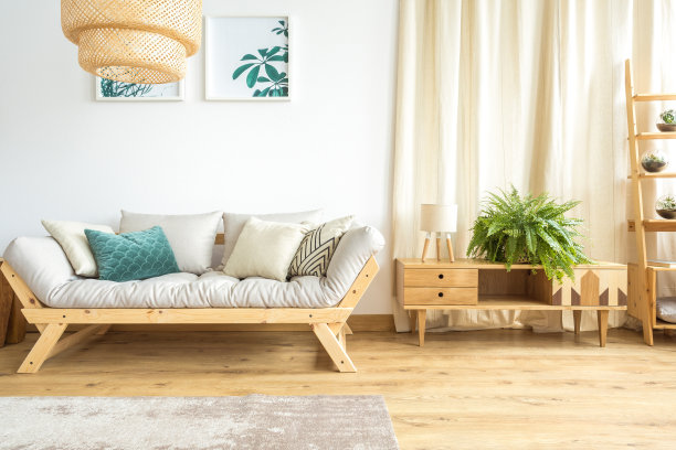 五斗橱上的芬图片下载