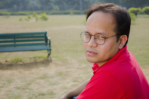 普通人图片下载