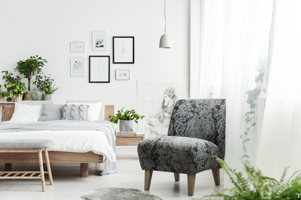 灰色扶手椅，复古图案素材图片