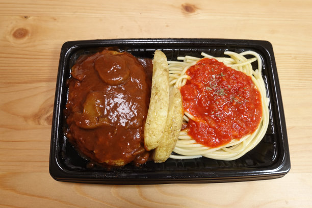 日式半酱汉堡便当配番茄酱意大利面图片下载