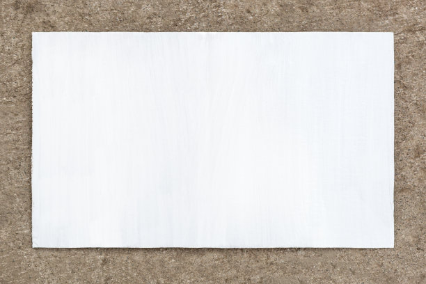 在混凝土背景上的空白画纸板标志图片下载