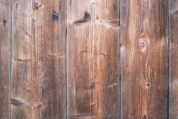 旧木表面的碎片，由时间形成的自然色彩，木门，裂缝，指关节，钉子，纹理和背景，文字空间素材图片