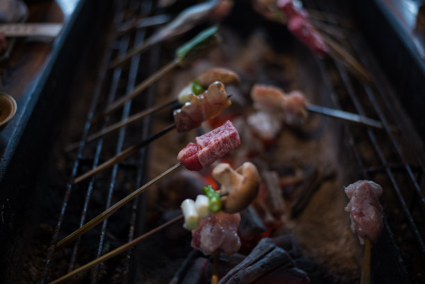 日本传统烧烤架图片下载